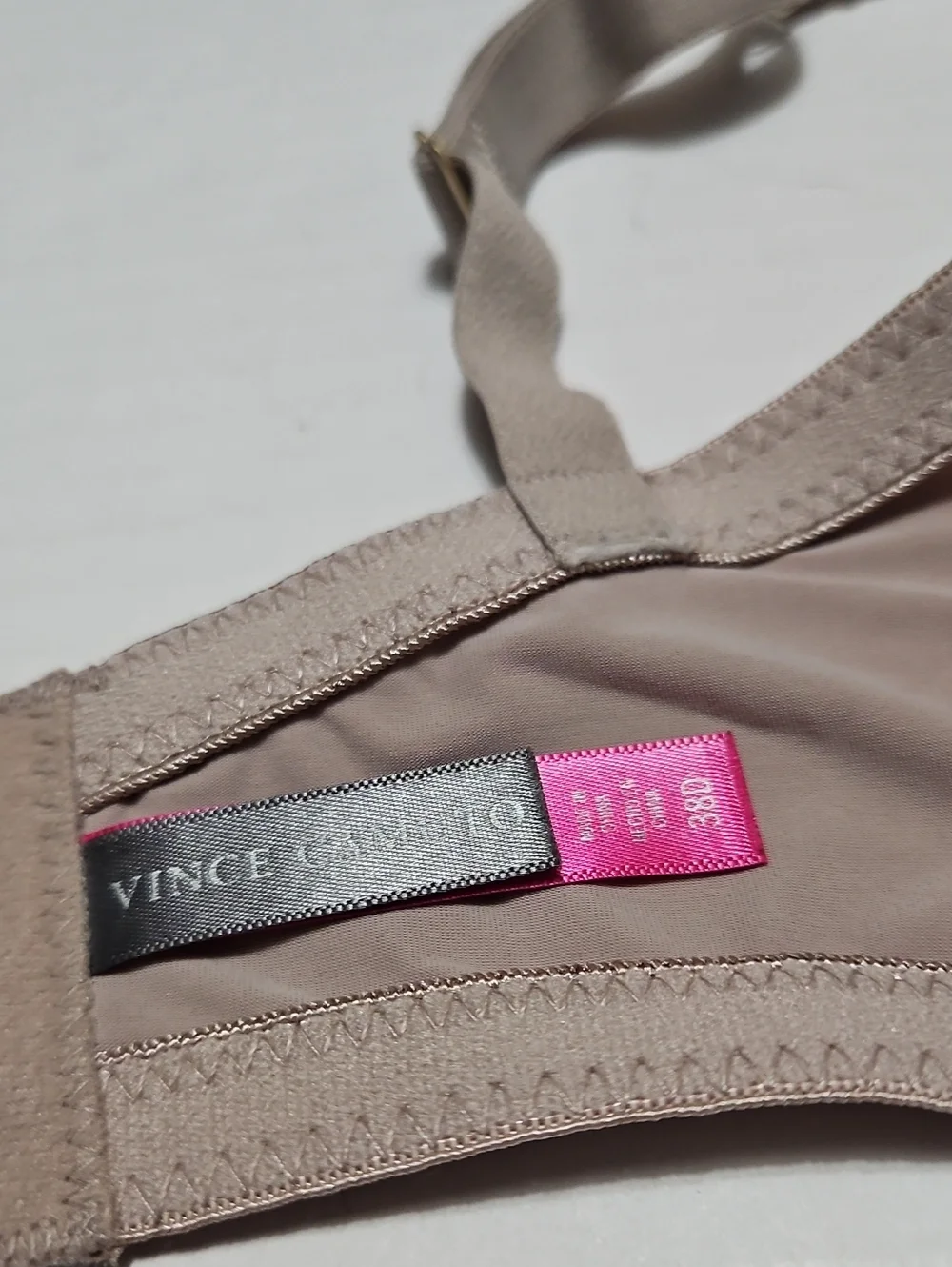 Vince Camuto Nude/Taupe Seamless Molded T-Shirt Underwire Bra Size 38D